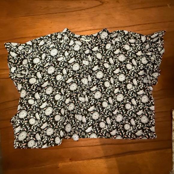 LOFT Shades of Blue Flutter Sleeve Notched Collar Top - Picture 3 of 5